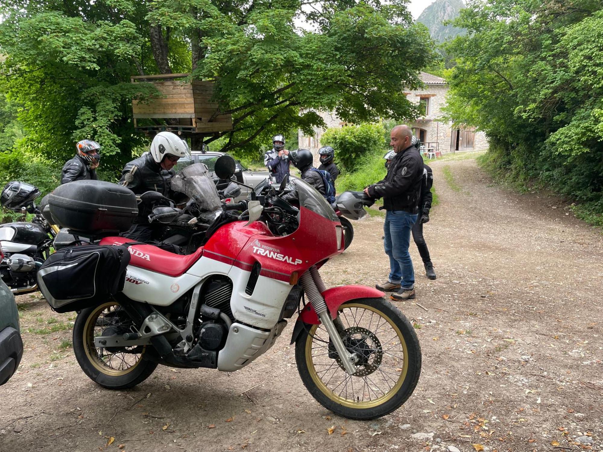Gite D'Etape Bastide Petra Castellana Verdon カステラーヌ エクステリア 写真